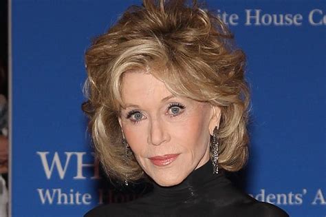Jane Fonda Is Still A Sex Symbol At 77 Actress Looks Just Like