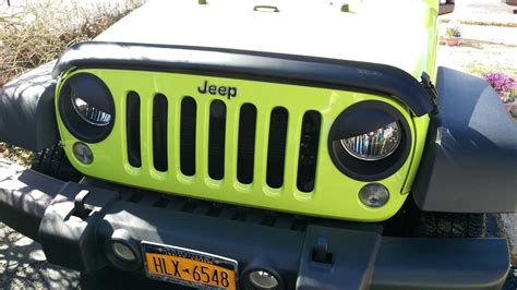 Rugged Ridge Bug Deflector In Matte Black For Jeep