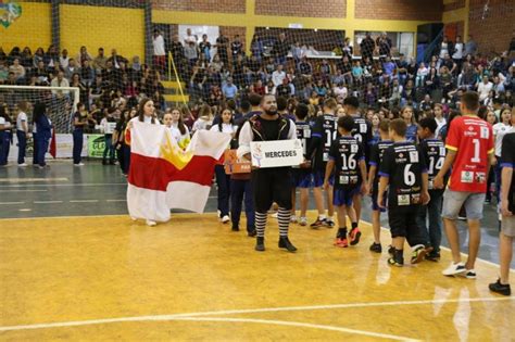 Mercedes Conquista Quatro Medalhas De Ouro Nos Jogos Escolares