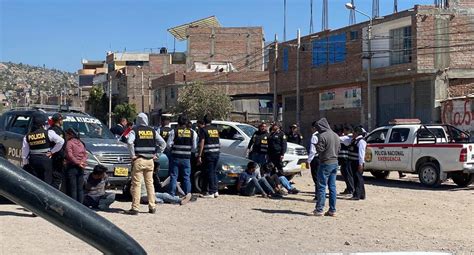 Ayacucho Polic As Y Civiles Son Detenidos Por Presunto Delito De