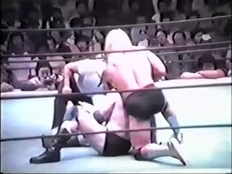 Stan Hansen Vs Hulk Hogan 5 10 1981 Video Dailymotion