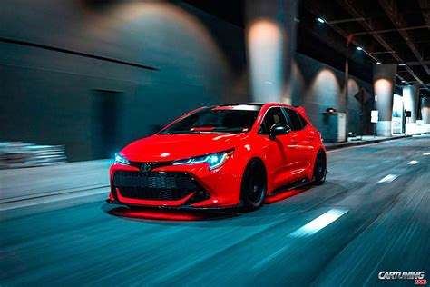 Tuning Toyota Corolla Hatchback 2019 Side