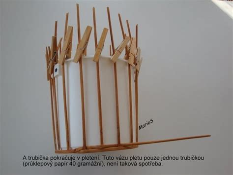 Напольные вазы из газет
