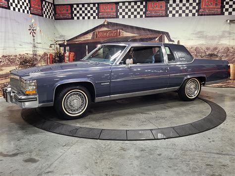 Cadillac Fleetwood Brougham Lra Auto Sales