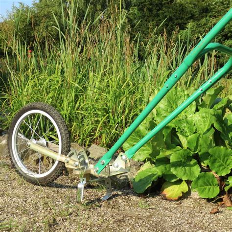 Houe maraichère Cultivateur à roue et accessoires vente au meilleur prix