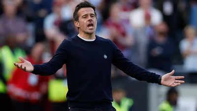 Fulham S Marco Silva Fumes Over Handball Decisions In Loss At West Ham