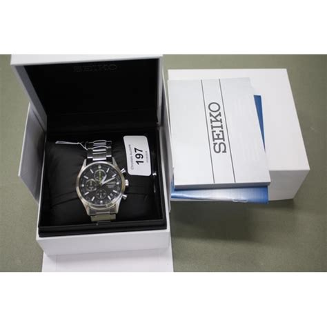 Gents Seiko Chronograph 10 Bar Wristwatch Boxed With Papers