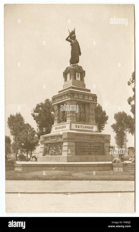 Monumento A Cuauhtémoc México Fotografía De Stock Alamy