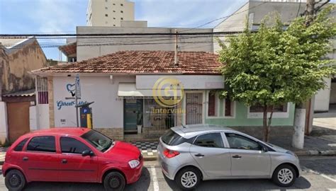 Ponto Comercial na Rua Floriano Peixoto Centro em Jacareí por R 4