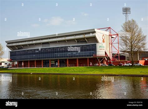 City ground nottingham hi-res stock photography and images - Alamy