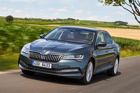 Škoda Superb facelift 2 0 TSI 190HP AMBITION DSG Autocritica