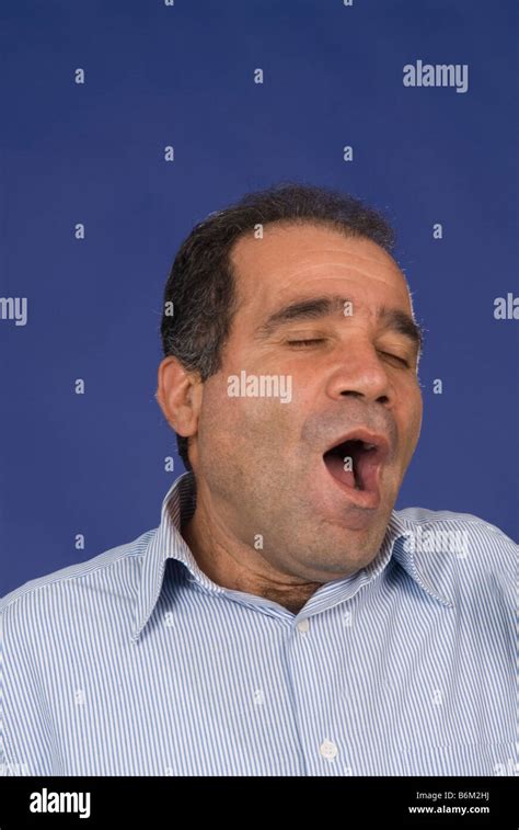 Man Yawning 50 Hi Res Stock Photography And Images Alamy