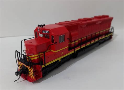 MODELS FERROVIAS BRASIL LOCOMOTIVA SD45 KATO RFFSA ESCALA HO