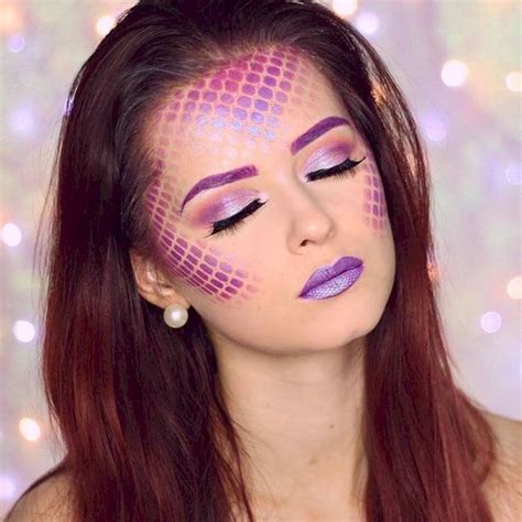 35 Beautiful Mermaid Makeup And Costume Ideas In 2020 Mermaid Makeup