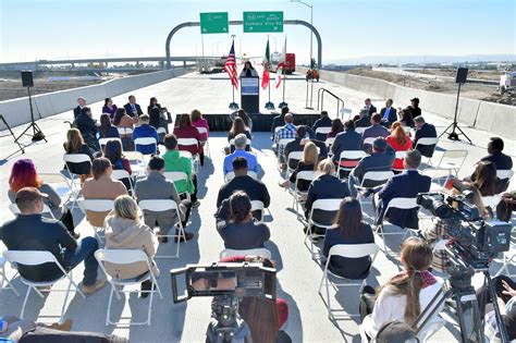 Garita De Otay Ii La Carrera Por El Tercer Cruce Fronterizo De Tijuana