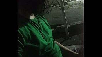 Gordo follándose a todo el mundo en el pueblo XVIDEOS