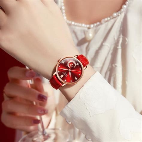 Sharphy Montre Femme De Marque Quartz Diamant Bracelet En Cuir Rouge