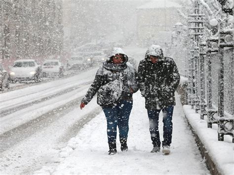 NEVE In Arrivo Tra Poco Potrebbe Cadere Fin Quasi In PIANURA Vi Diciamo