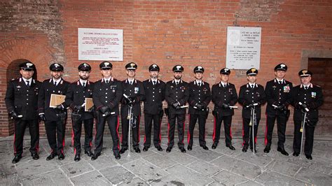 Carabinieri Celebrato Il 209 Anniversario In Cortile Federico II