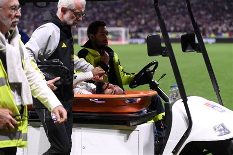 Alexandre Lacazette Injury Latest After Former Arsenal Striker Wiped