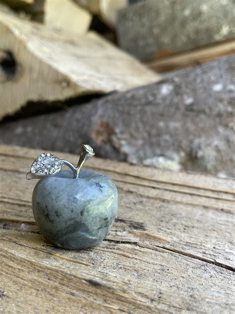 Pomme Labradorite En Pierre Naturelle Mineraux De D M Labradorite