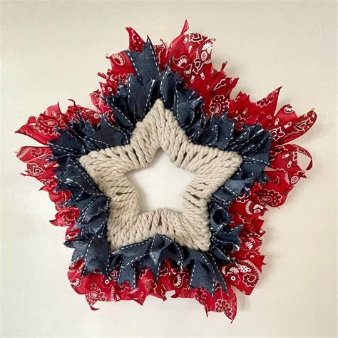 Pin On Patriotic In Patriotic Wreath Diy Wreath Crafts Th