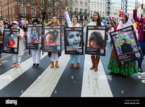 Femmes victimes Banque de photographies et dimages à haute résolution