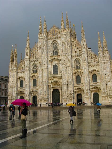 7 Fun Facts About The Milan Cathedral