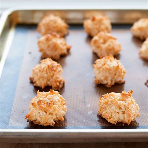 Coconut Macaroons Recipe How To Make Macaroons Kitchn