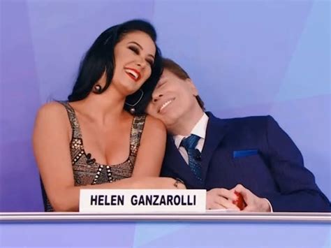 Helen Ganzarolli se emociona e lamenta morte de Silvio Santos Não