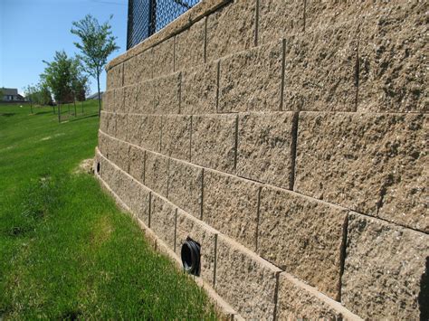 5 Tips for Everlasting Retaining Wall Blocks