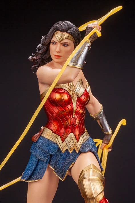 DC UNIVERSE ARTFX Wonder Woman WW84 1 6 Kotobukiya