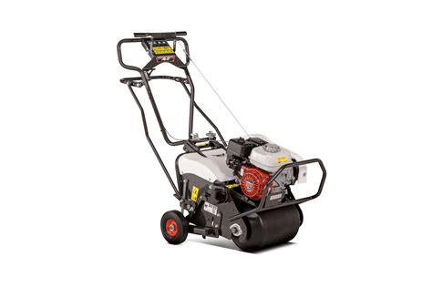 Turf Renovation Equipment – Bobcat Company Europe
