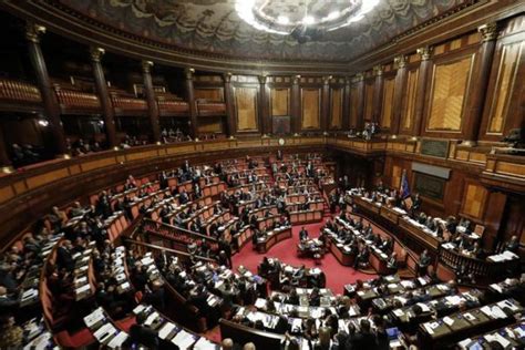 Taglio Parlamentari Disegno Di Legge Approvato Dal Senato Torna Alla