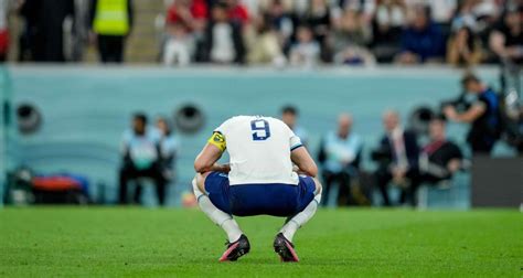 Angleterre France La Presse Anglaise Morose Au Lendemain De L