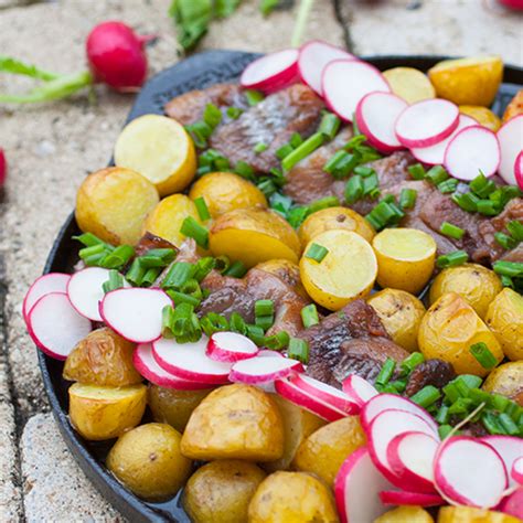 Smörbakad matjesill potatis i panna med rädisor Hebe Frukt Grönt