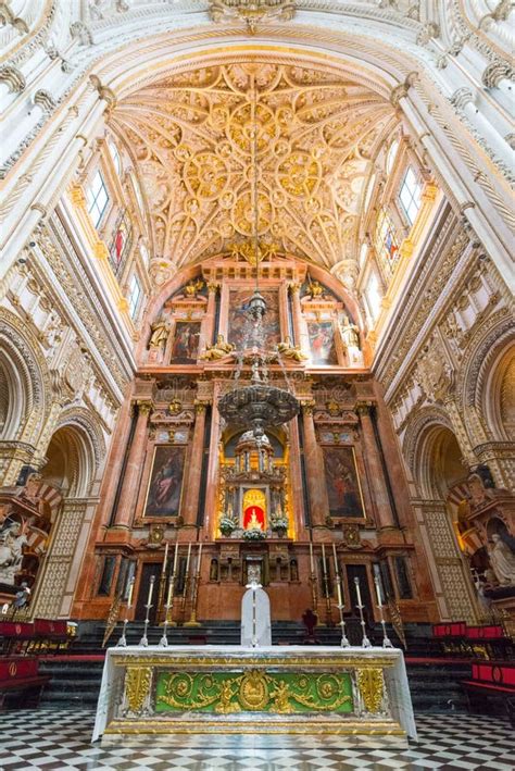 Interior Mezquita in Cordoba Editorial Stock Image - Image of catholic ...