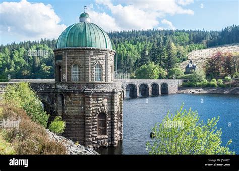 Garreg Ddu Dam and Reservoir Elan Valley Mid Wales Stock Photo - Alamy