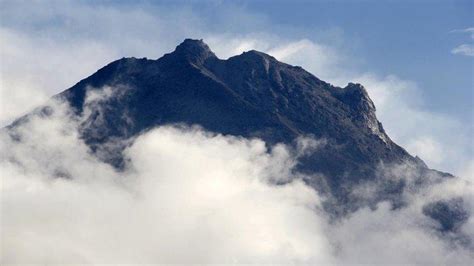 Update Status Gunung Merapi Naik Ke Level Siaga Berikut Data Pantauan