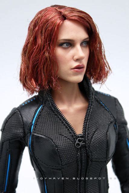 Review Hot Toys Avengers Age Of Ultron Scarlett Johansson Black Widow Inch Figure