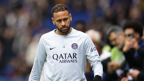 Champions League News Psg S Neymar Has Ligament Damage In Injured