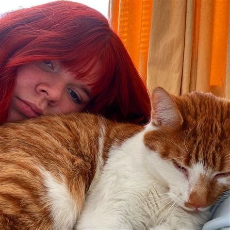 Pin By Shivaupsy On Babe Modern Fairytale Pets Babes