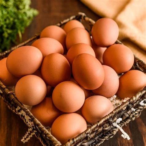 Highly Nutrient Enriched Pure Healthy Oval Shaped Poultry Farm Eggs At Best Price In Sidlaghatta