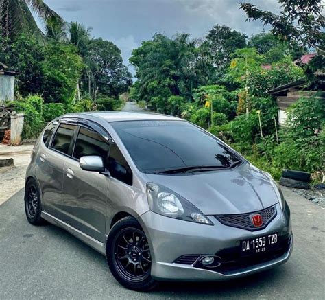 Honda Jazz Rs Ge Kena Sentuhan Minimalis Ditopang Kaki Kaki Meaty Dan