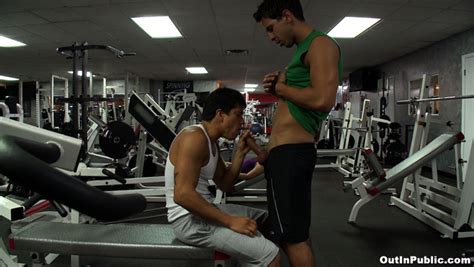 Hot Studs Fucking In The Gym