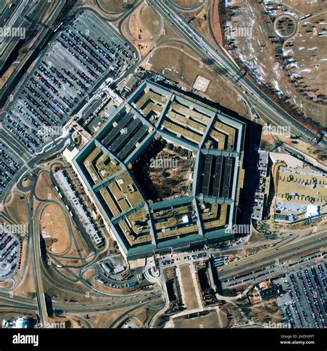 Pentagon Building Ikonos Satellite Image Of The Pentagon The