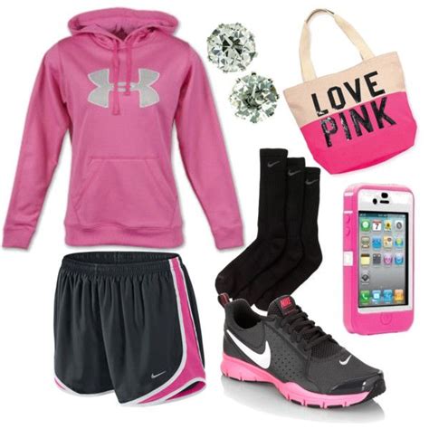 Hot Pink And Black Workout Outfit Workout Clothes Cute Workout Outfits Workout Attire Sporty