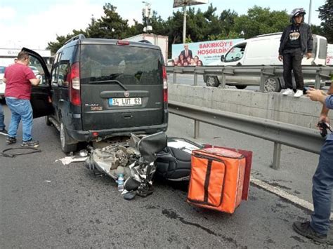 BAKIRKÖY DE HAFİF TİCARİ ARACA ÇARPAN MOTOSİKLETLİ KURYE YARALANDI