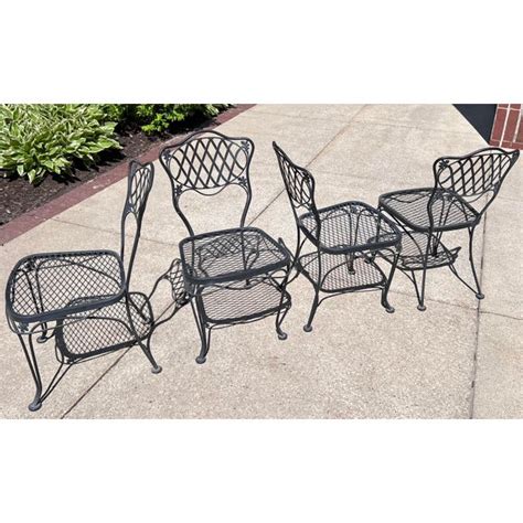 Florentine By Woodard Furniture Wrought Iron Patio Garden Table And 4 Chairs Chairish