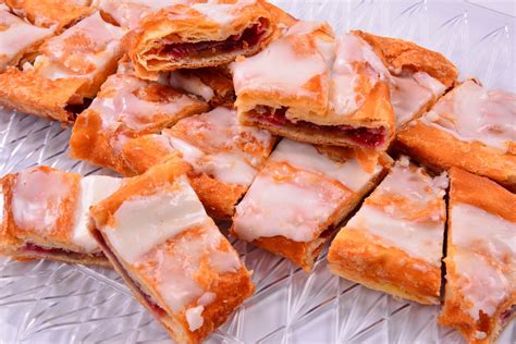 What Is A Kringle And How Do You Make One At Home Recipes Kringle